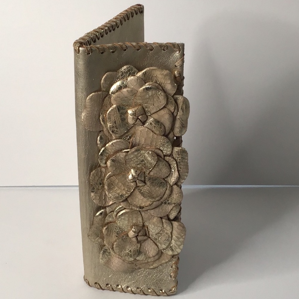 Leather Clutch Gold metallic handmade in Mexico